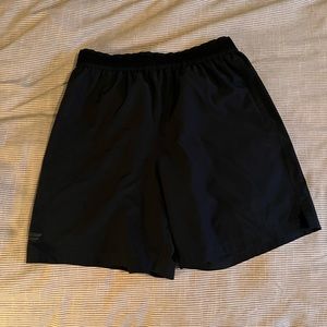 Men’s Fabletics Fundamental shorts M